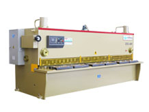 QC11Y-6X4000(ZDG-640)液壓閘式剪板機(jī)