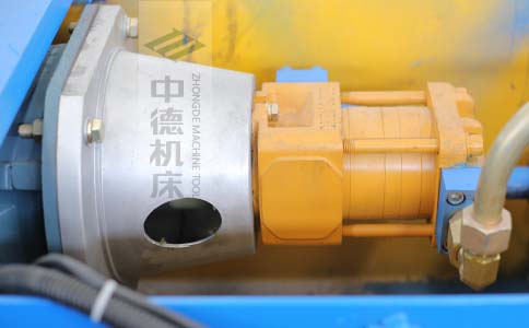 ZDPK-6325采用國內(nèi)一流品牌電機(jī)及油泵，動(dòng)力強(qiáng)勁，噪音低.jpg